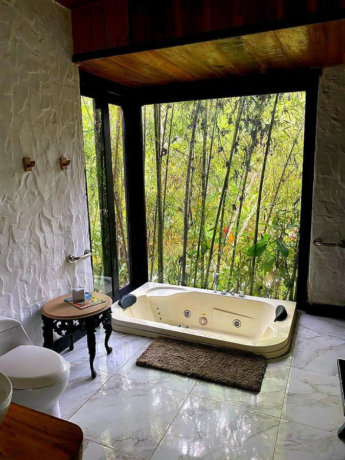 Cantalarana Lodge Mindo Dış mekan fotoğraf